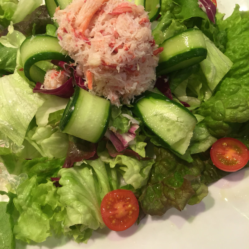 カニの身どっさりサラダ(ファミリーガーデン)