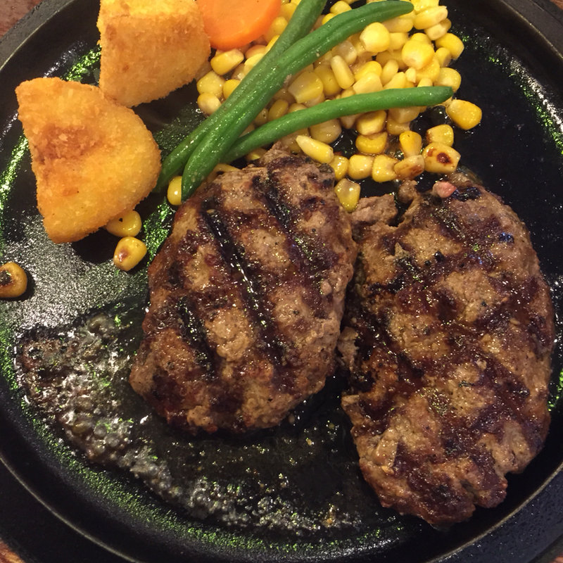 ガーデンハンバーグ200g ランチ(ファミリーガーデン)