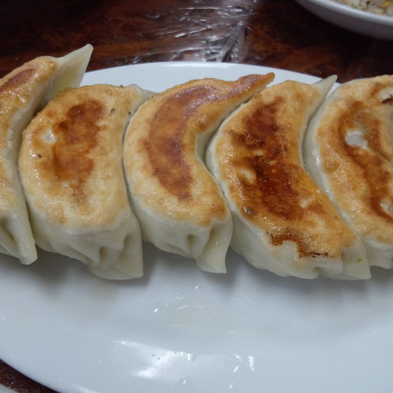 ジャンボ餃子（五ケ）(らーめん 太陽 高円寺店)