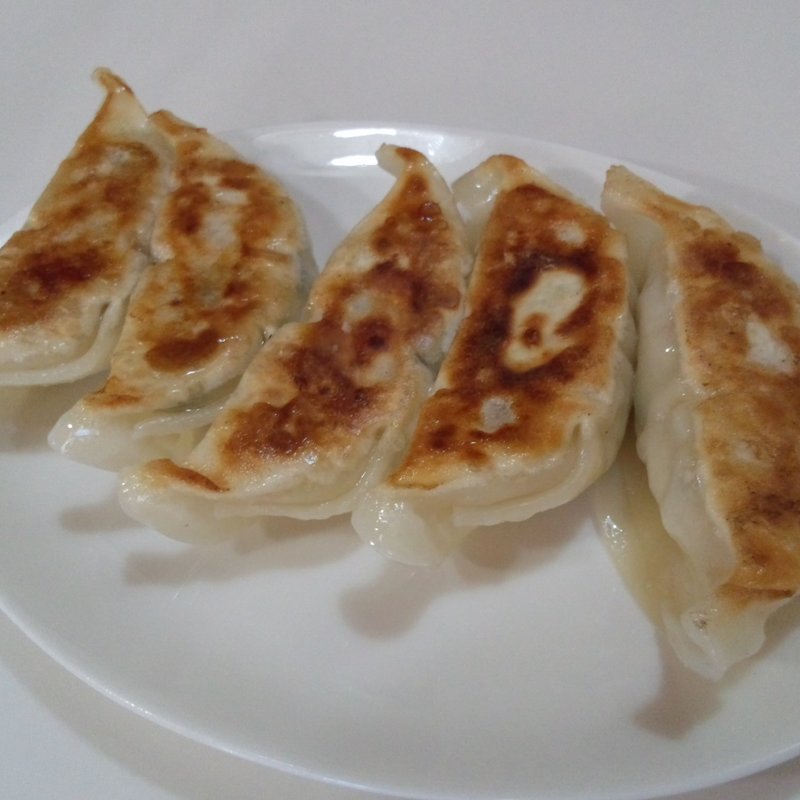 餃子（5ケ）(手もみラーメン もりもり亭)
