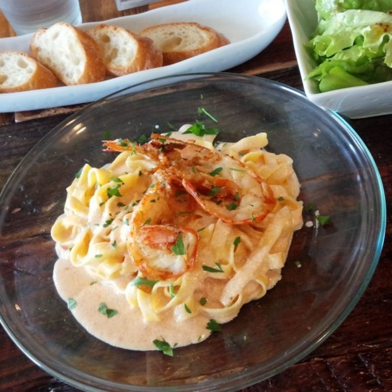 タリアテッレ(海老のトマトクリームソース)(ピタッティ （Pitatti）)