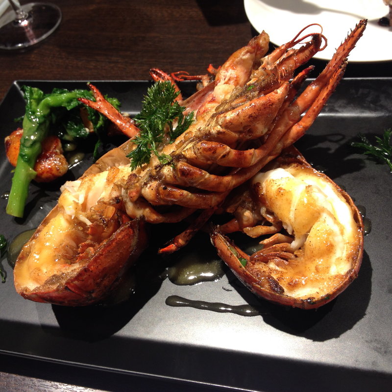 活けオマール海老のロティ(俺のフレンチ・イタリアン AKASAKA)