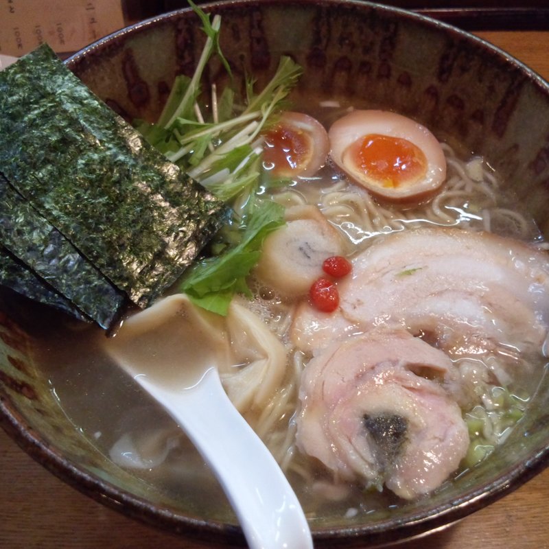 特選煮干塩らーめん (らーめん しおの風)