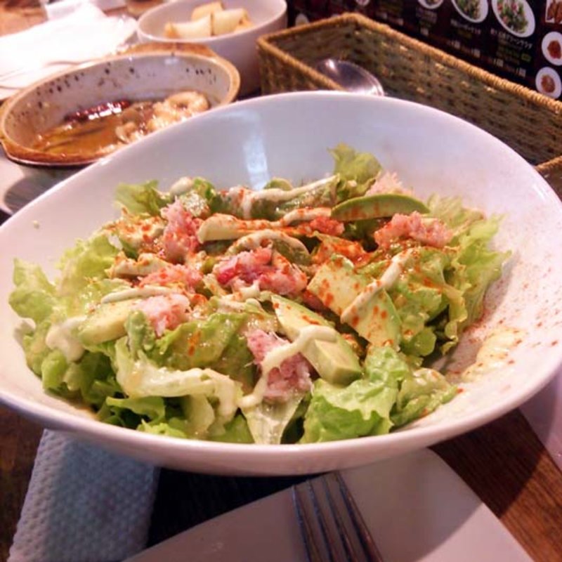 ズワイガニとアボガドのサラダ　Regular(五感 池袋)