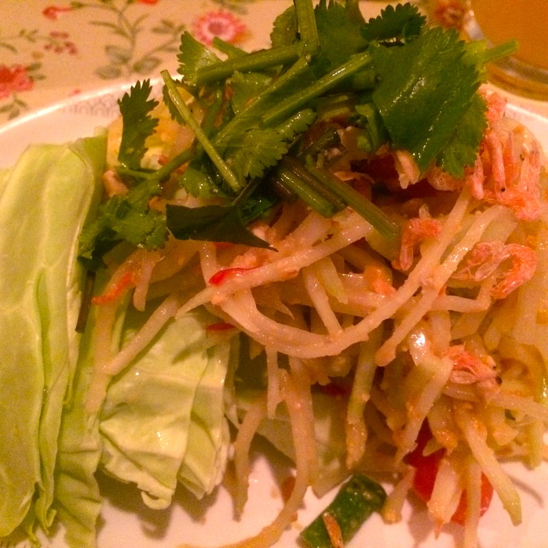 ソムタム(カオマンガイ 立川南口店)