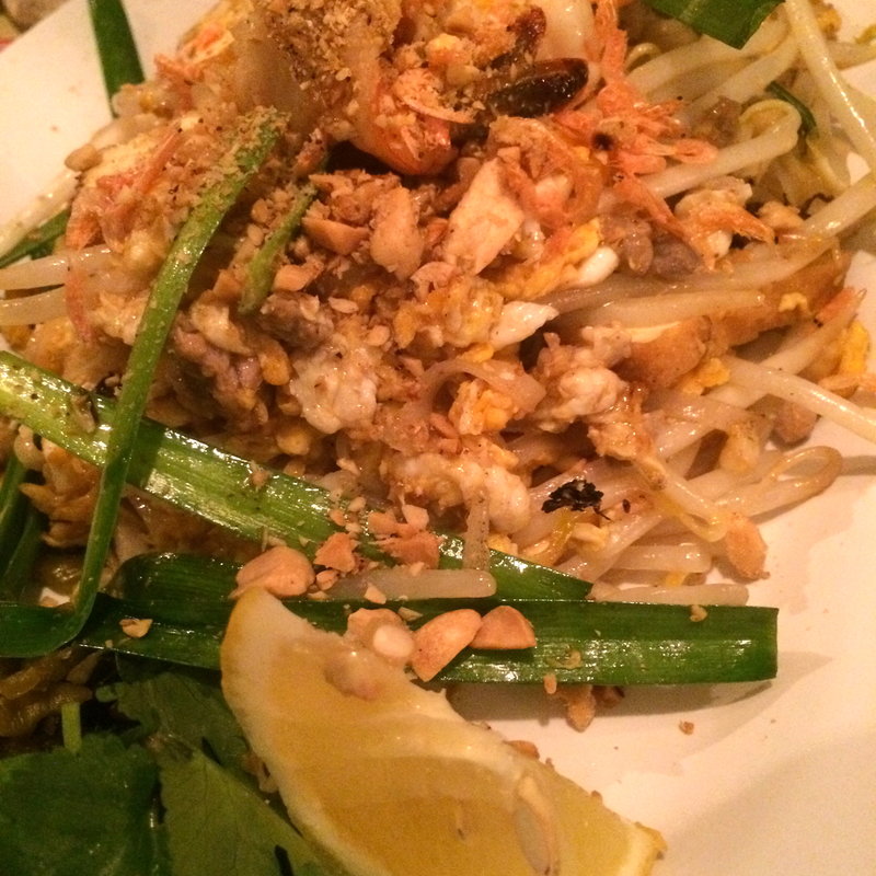 パッタイ(カオマンガイ 立川南口店)