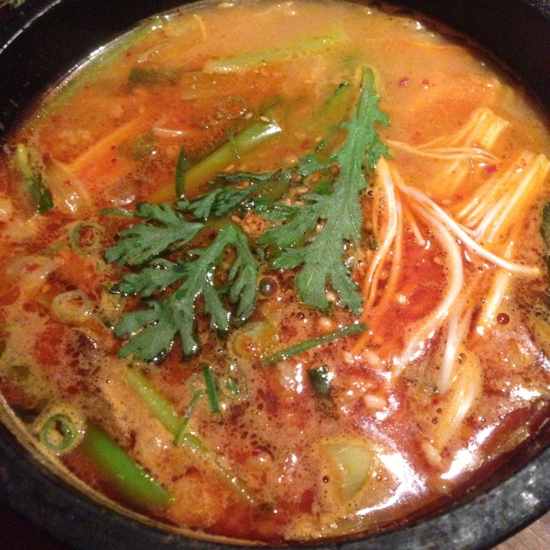 コムタン辛スープ(焼肉ダイニング 太樹苑 三軒茶屋店)