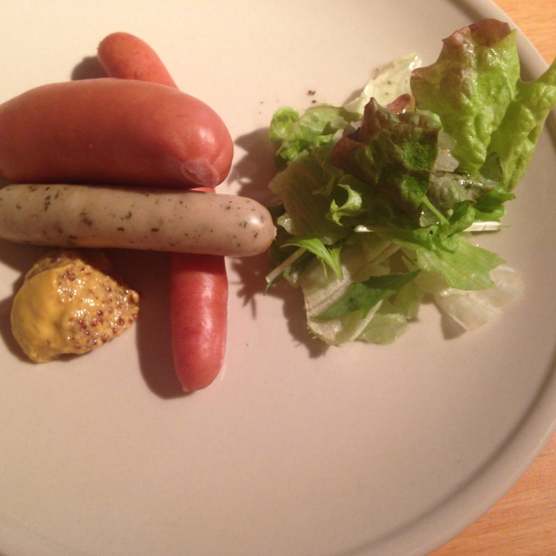 ソーセージの盛り合わせ(鵠沼パスタダイナー スプーン)