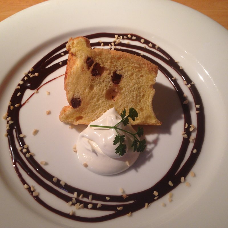 チョコシフォンケーキ(鵠沼パスタダイナー スプーン)