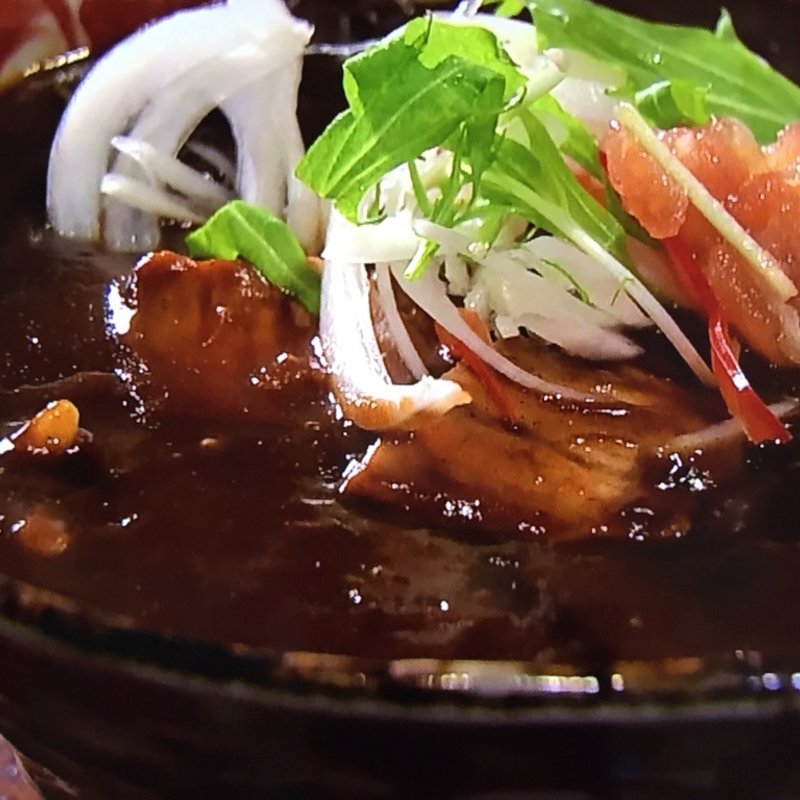 霧島豚のスパイシー黒カレーのおうどん(伝統自家製麺 い蔵 岡本店)