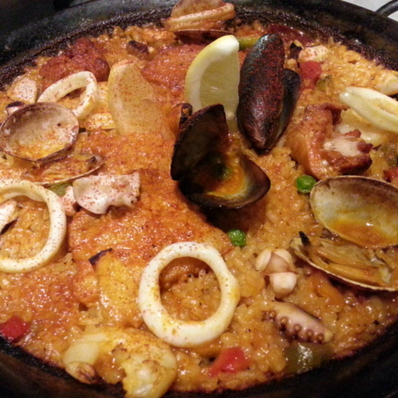 ミックスパエリア(PARADORINA)