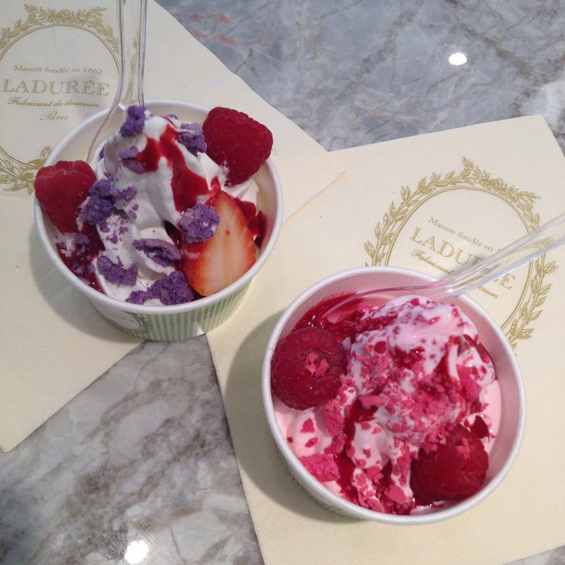 エクスキーズ イスパハン(ラデュレ・ジャパン（株）)