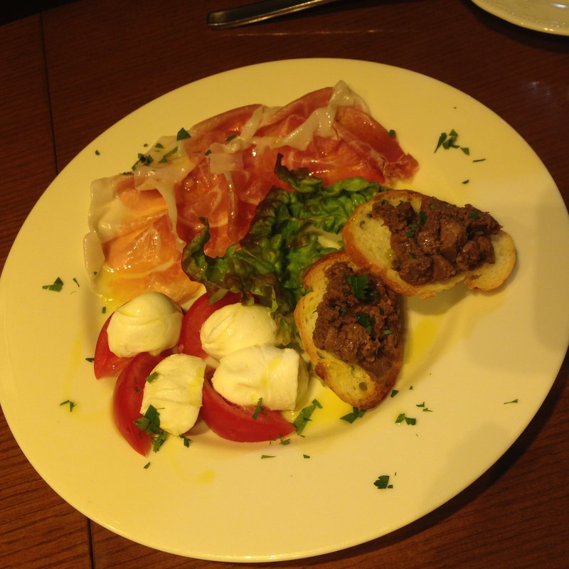 シェフのお勧め前菜盛り合わせ3種(トンネル+ （トンネルプラス）)