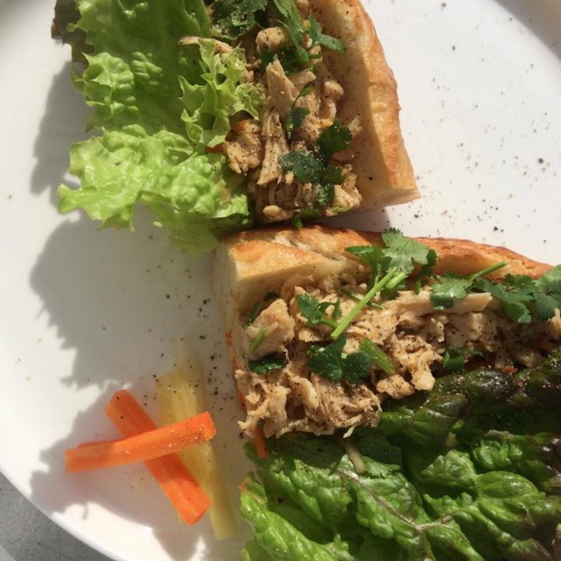 バインミーチキンサンド(ダブルサンドウィッチ 葉山店)