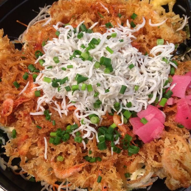 生桜エビとしらすのかき揚げ丼(とびっちょ)