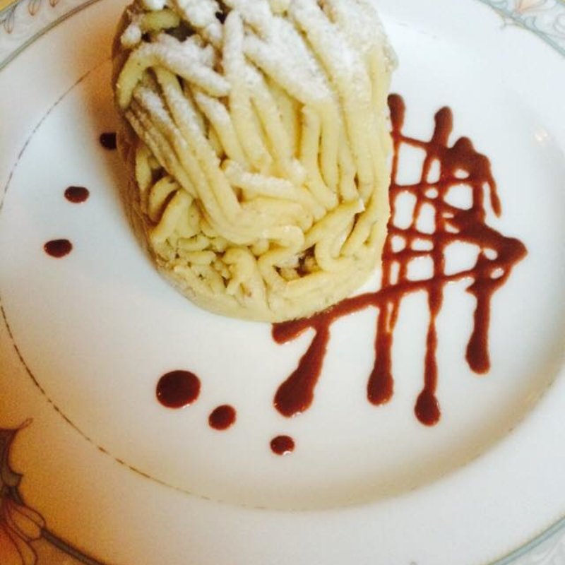 フランス産マロンのさくさくしたモンブラン(LA MAREE DE CHAYA 葉山本店 )