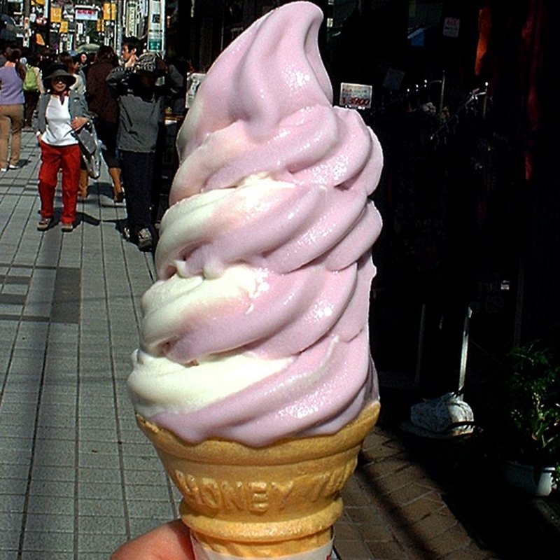 紫いもミックスソフトクリーム(いも吉館 鎌倉本店)