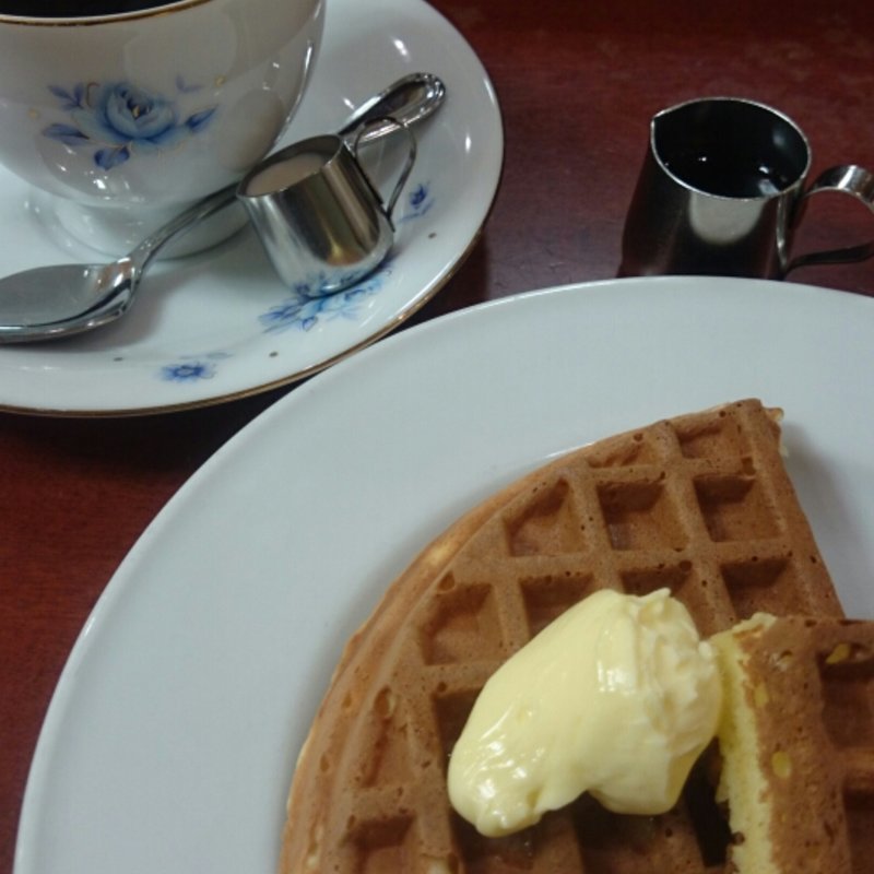 ワッフルとコーヒー(ＵＣＣカフェメルカード 京都伊勢丹 （ユーシーシー）)