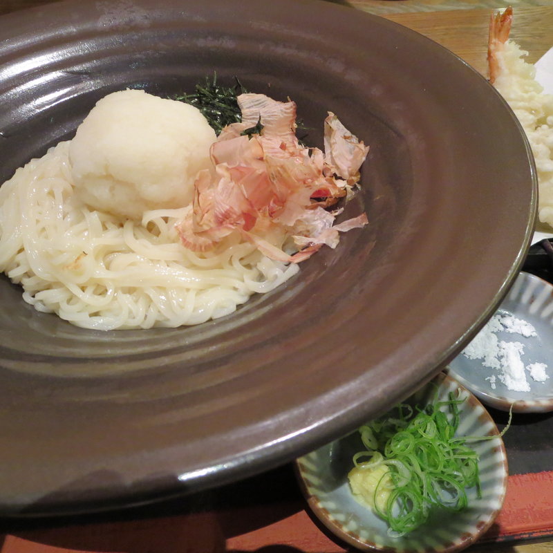 天おろしうどん(麺匠の心つくし つるとんたん 羽田空港店)