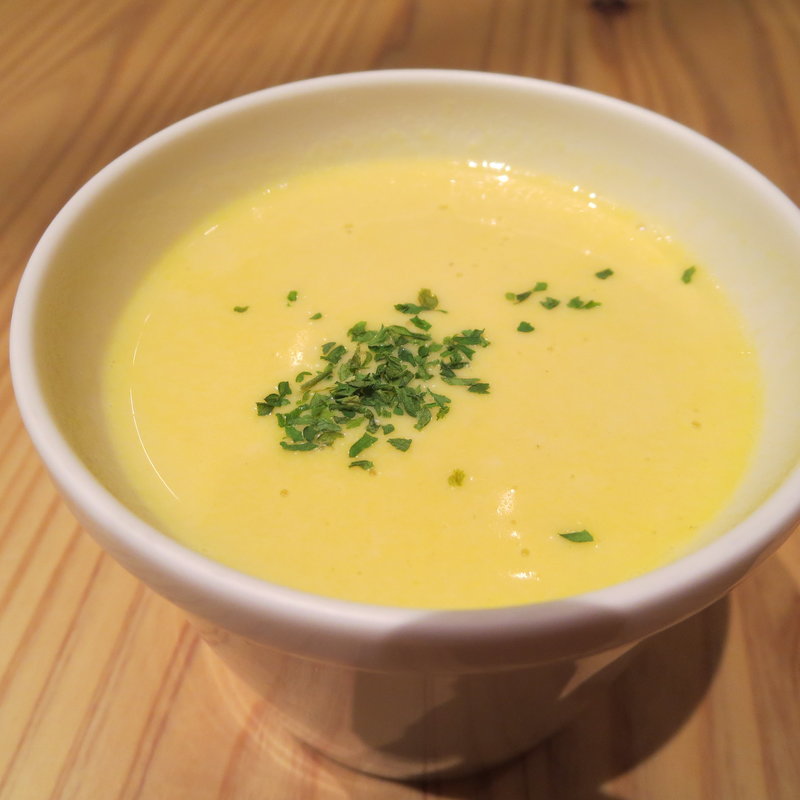 とうもろこしとさつま芋のスープ(100本のスプーンあざみ野ガーデンズ店)