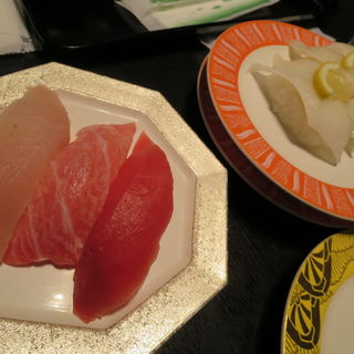 鮪3種盛りと白身魚3種盛り(金沢まいもん寿司)