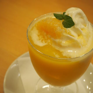 オレンジのアフォガード(お米のクレープ専門店 JAPAN CREPE 原宿店)