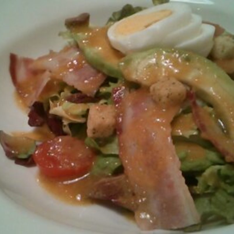 いしがまやサラダ ﾊｰﾌｻｲｽﾞ　(いしがまやハンバーグ アトレ吉祥寺店)