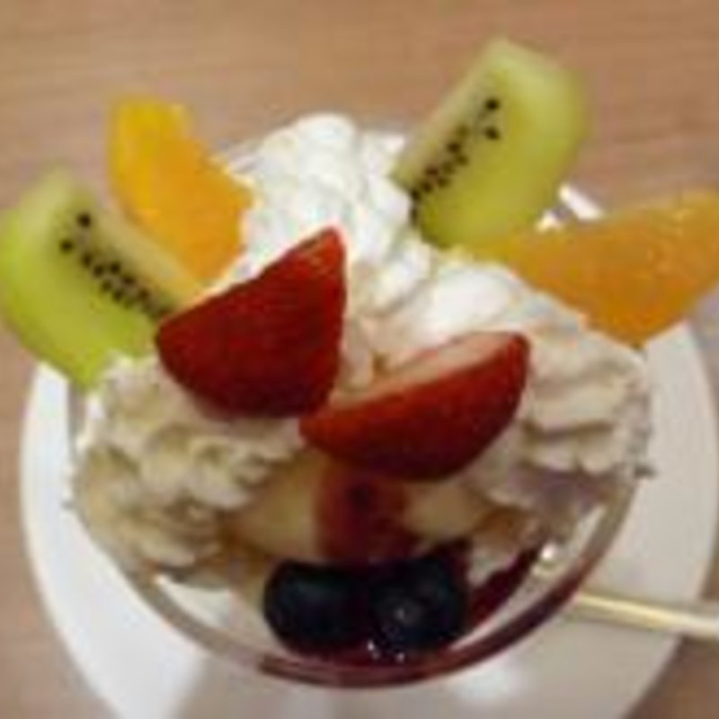 フルーツパフェ(オリーブハウス 吉祥寺アトレ店)