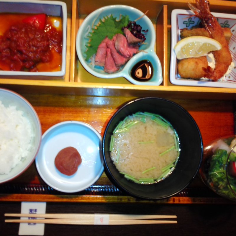 洋食ランチ(御堂筋 ロッヂ)