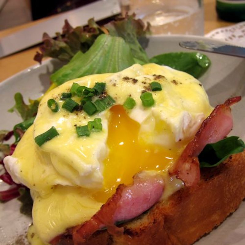 エッグベネディクト(ローズベーカリー 吉祥寺 )