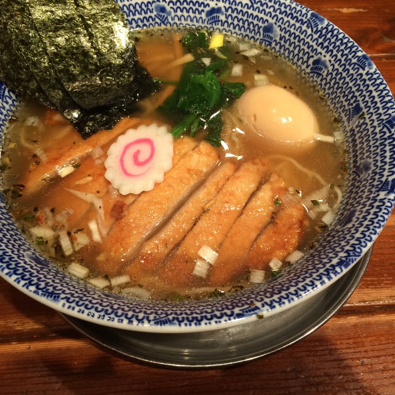 パーコ麺 薄口醤油味(らーめん くじら軒 横浜本店 )