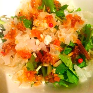 モーツアルト野菜と白木茸のサラダxo醬ドレッシング(南青山エッセンス)