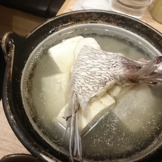 源ちゃん湯豆腐(築地食堂源ちゃん マークイズみなとみらい店)