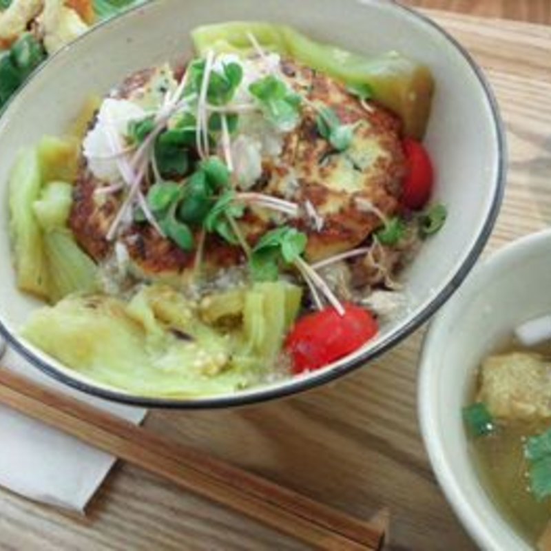 豆腐おろしハンバーグ(豆腐のお店はらのキッチン アトレ吉祥寺店)