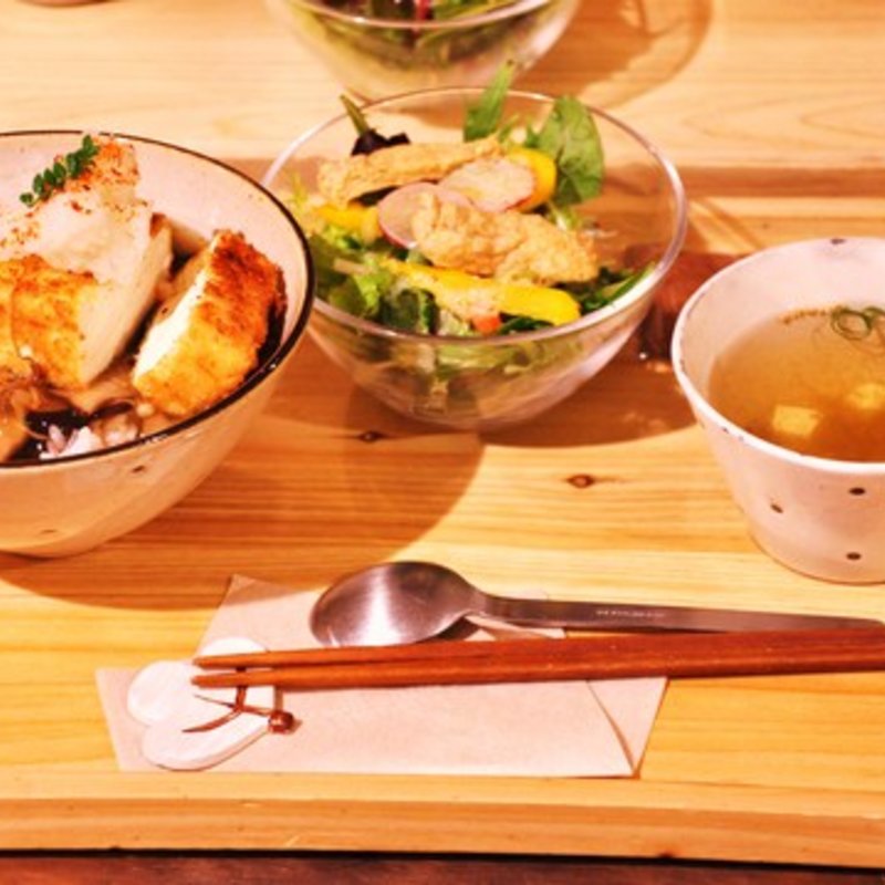 どんぶりセット　(豆腐のお店はらのキッチン アトレ吉祥寺店)