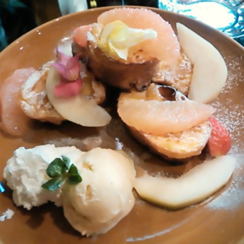 フラワーフレンチトースト(青山フラワーマーケット ティーハウスアトレ吉祥寺店)