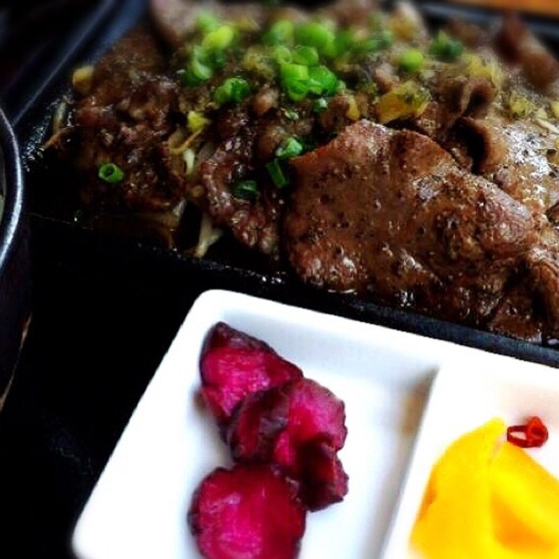 牛タン葱塩鉄板焼き御膳(美食米門 西新宿店)