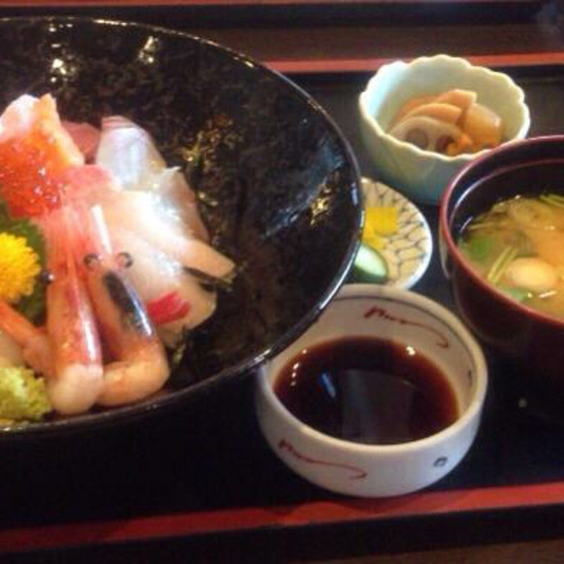 海鮮丼(いこい )