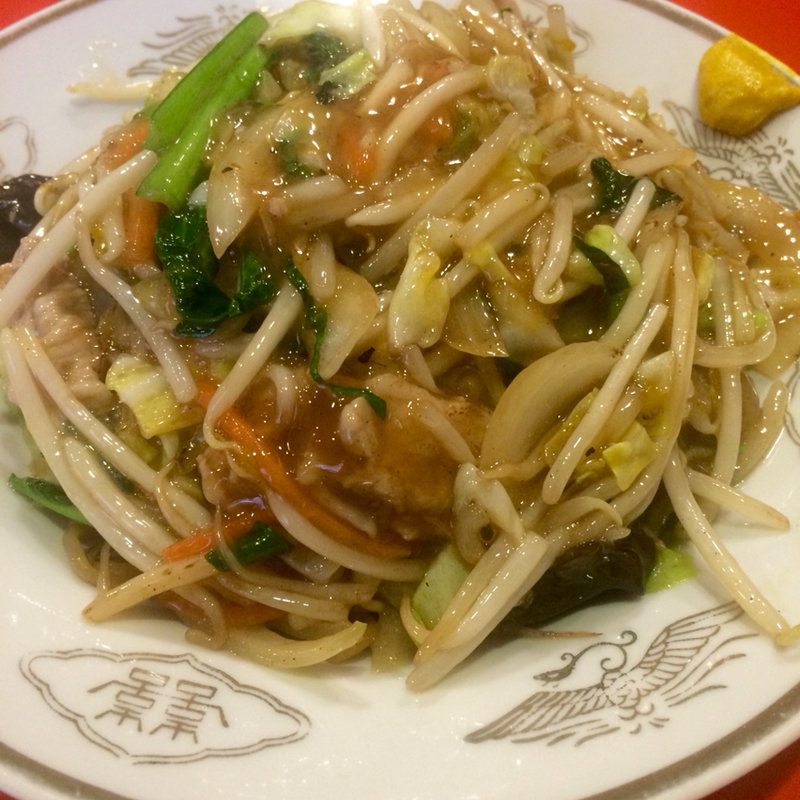 あんかけ肉入り焼きそば(中華料理 白龍(ハクリュウ))