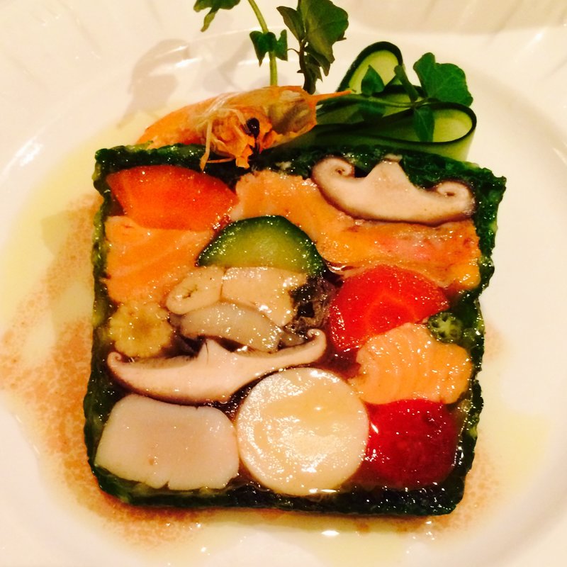 グルメコース、 前菜のテリーヌ(シェモア )