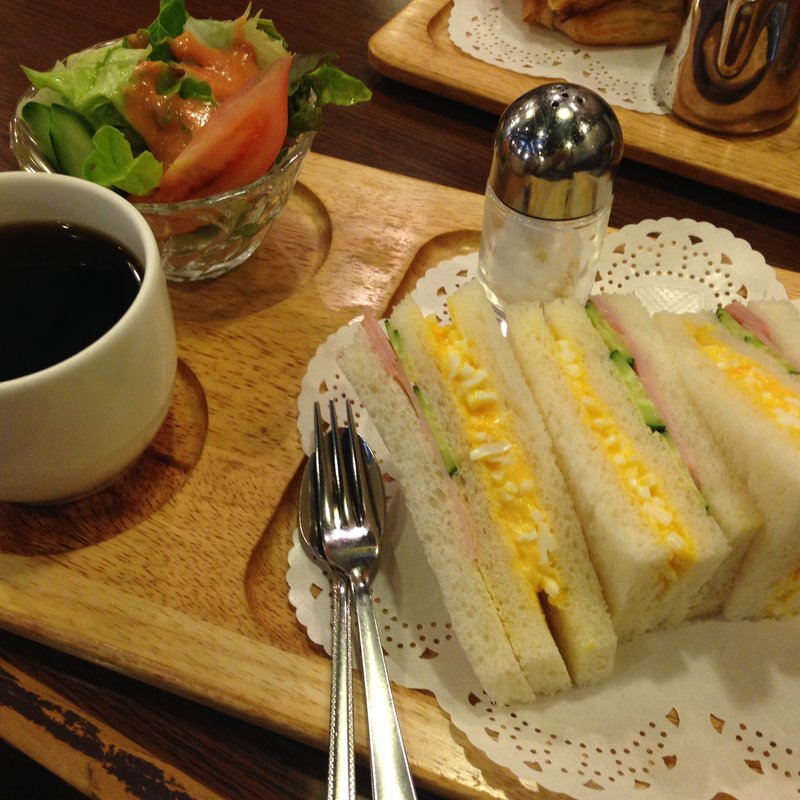 モーニング（ミックスサンド）(喫茶ドニエ)