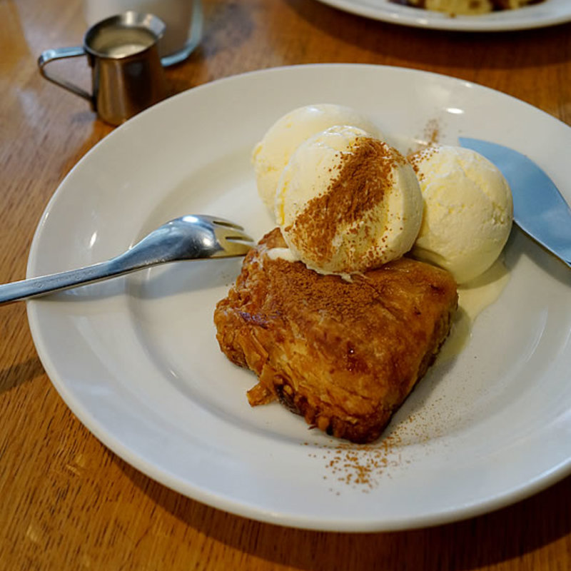 アップルパイとバニラアイス(和カフェ　yusoshi)