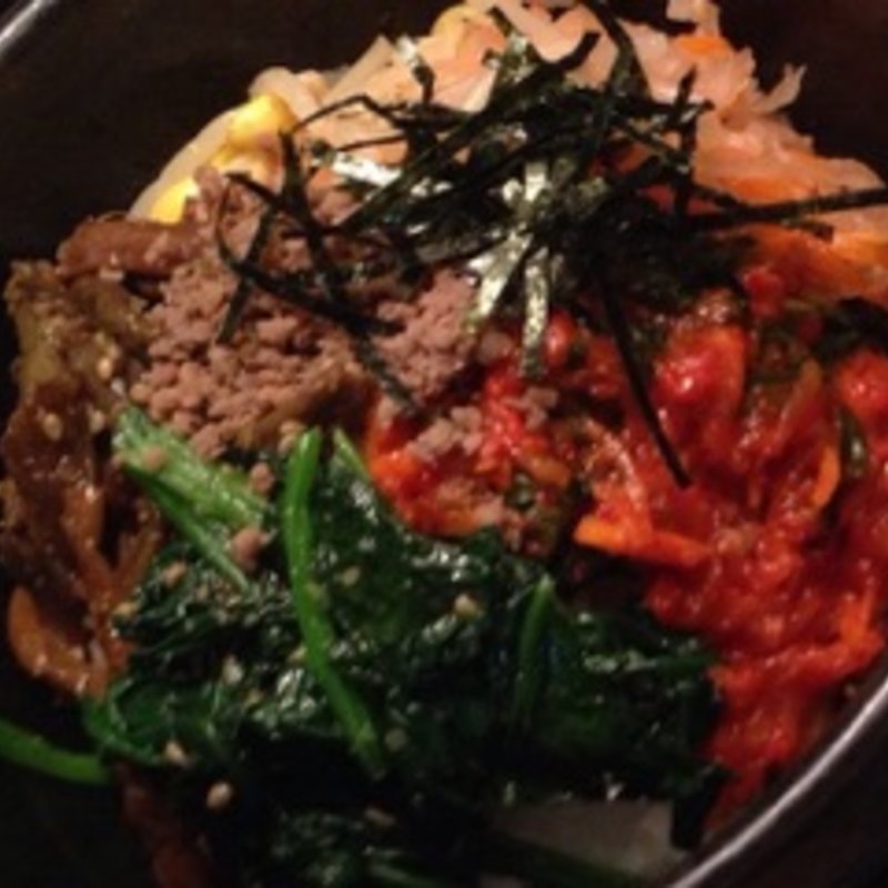 石焼ビビンバ(炭火焼肉ホルモン　月波)