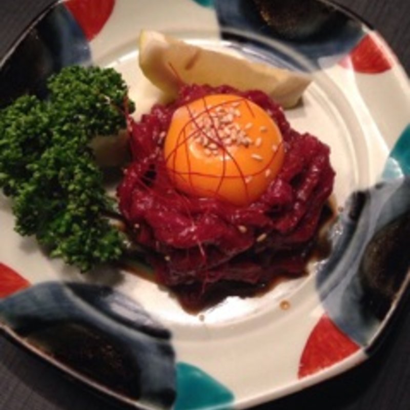 さくら肉のユッケ(炭火焼肉ホルモン　月波)