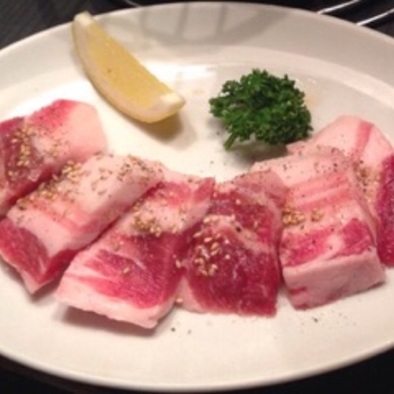 トントロ(炭火焼肉ホルモン　月波)