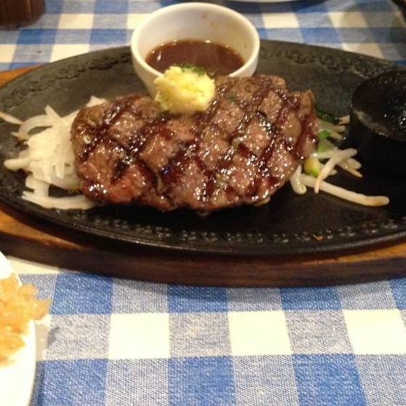 霜降りサーロインステーキ(ステーキ共和国 幕張大使館・本館)