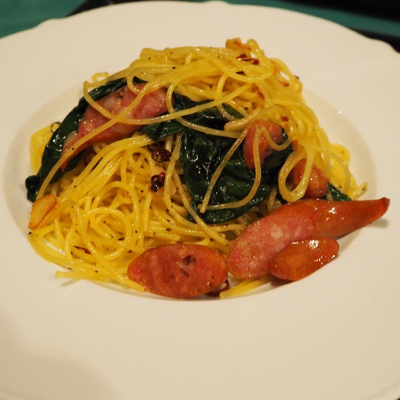 日替わりパスタランチ(にんにくに４ （ニンニクニフォー）)