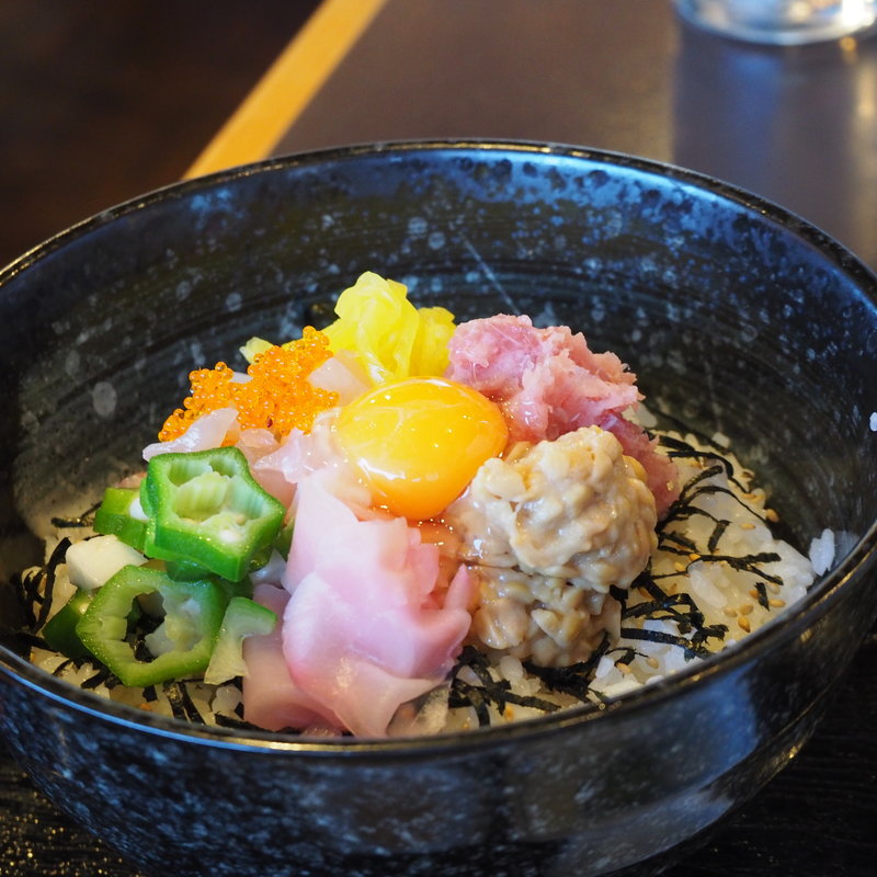 バクダン丼(海まる （うみまる）)