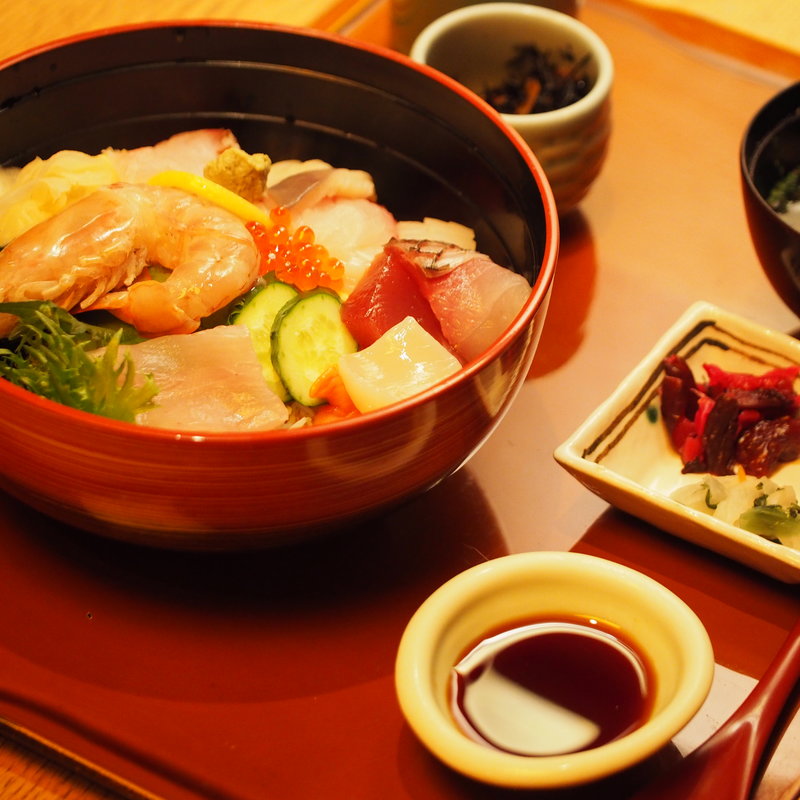 ぜいたく海鮮丼(波奈 海浜幕張店 （【旧店名】幕張倶楽部）)