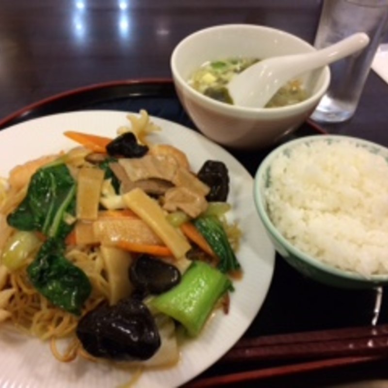 サービスランチ(梅蘭 阪急三番街店)